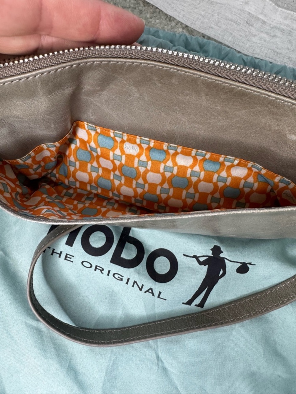 HOBO Grey Pouch Lined Crossbody w/ Dust Bag - Picture 5 of 9